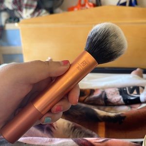 Powder Brush
